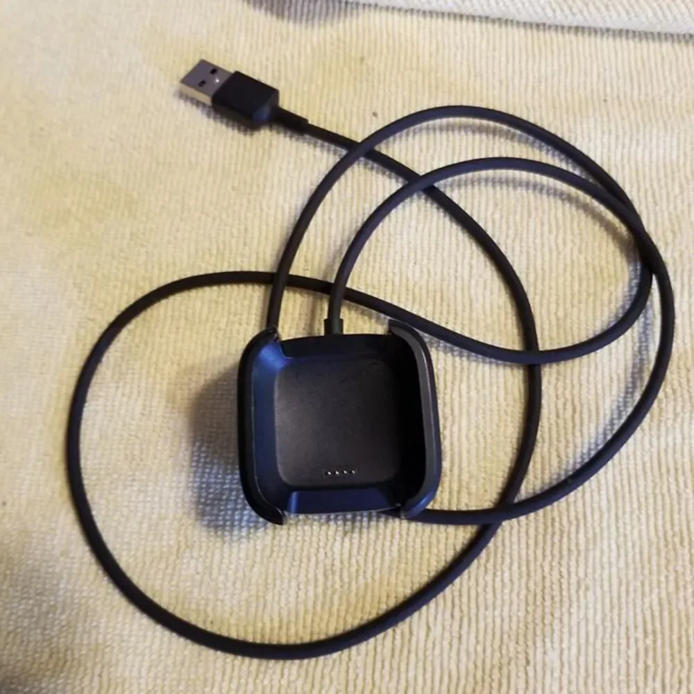 Charging cord for Fitbit Versa 1
